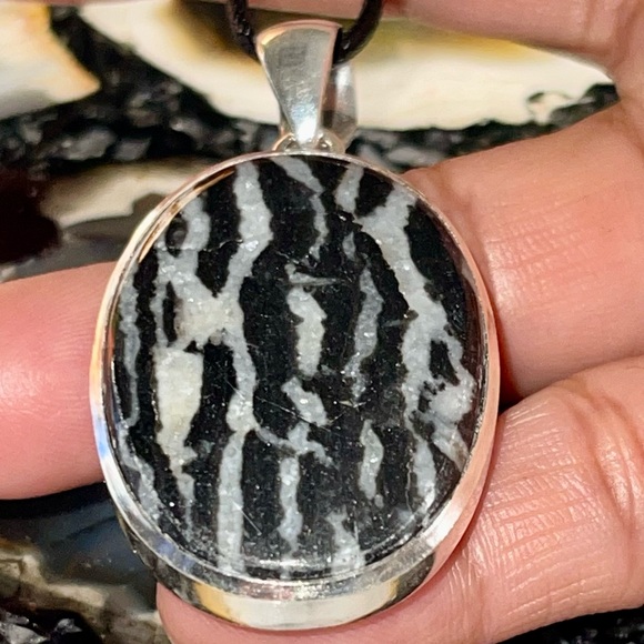 White Buffalo Turquoise Pendant 2 1/4” - Picture 5 of 17